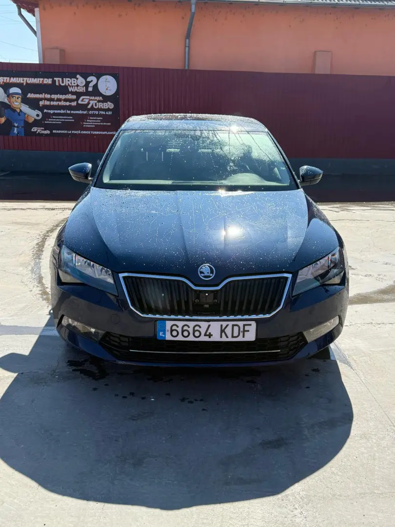 VAND SKODA SUPERB 2017