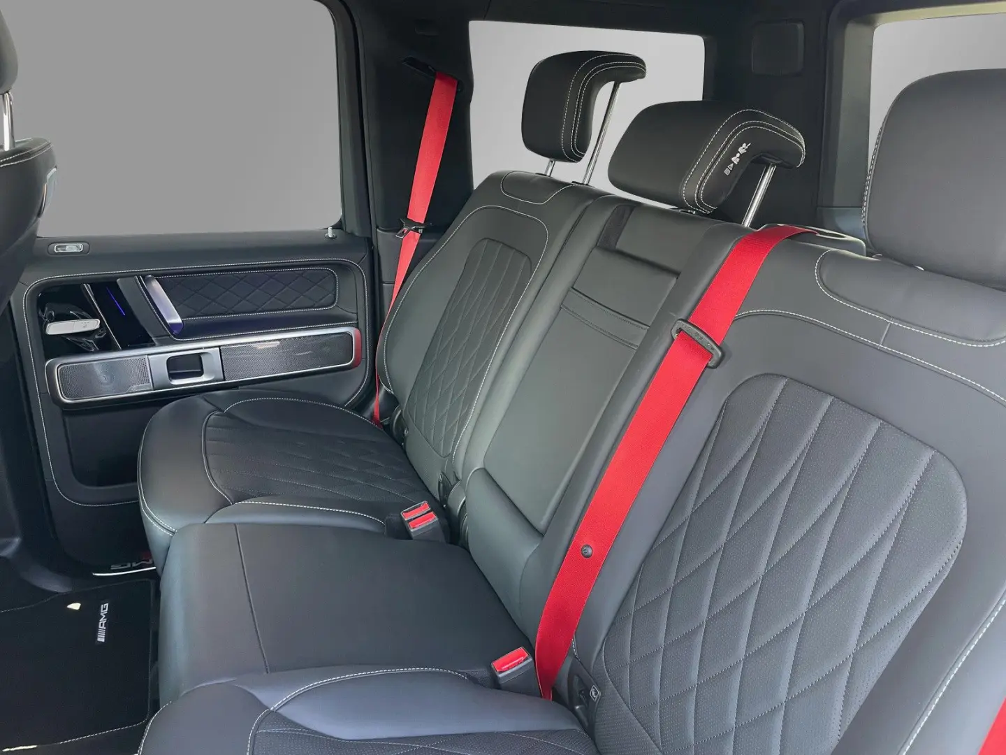 G 63 AMG V8*360°AMG-Paket*Night-Paket*S-Dach*LED