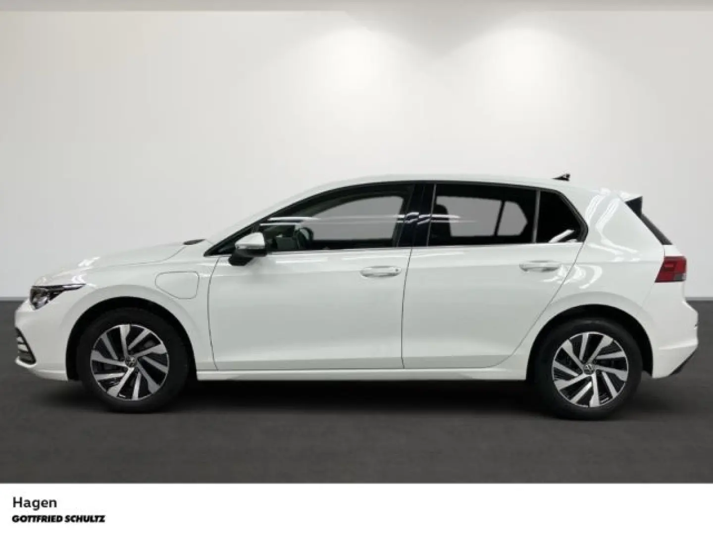 Golf VIII 1.4 TSI DSG eHybrid LED NAV ACC KAMERA