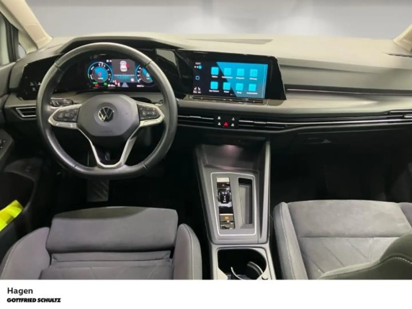 Golf VIII 1.4 TSI DSG eHybrid LED NAV ACC KAMERA
