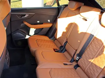 RSQ8 qu KERAMIK PANO 305km/h