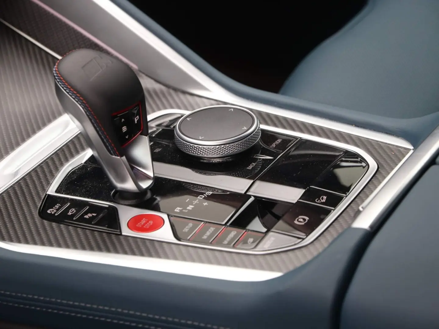 XM PHEV 30 kWh