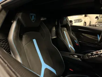 AVENTADOR SVJ 10F900 CARBON LIFT SENSONUM FULL!