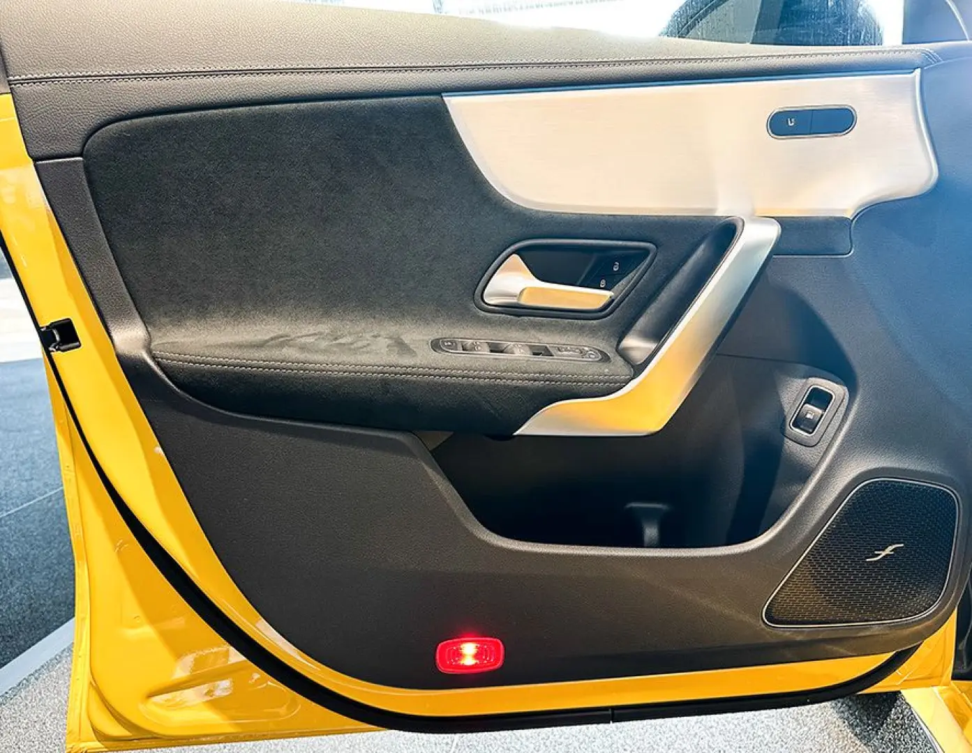 CLA 250 e SB AMG+ED.2020+NIGHT+LED+PANO+BURM+360