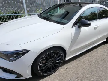 Mercedes-Benz CLA 35 AMG