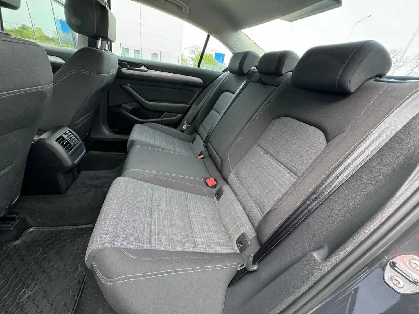 Volkswagen Passat 2.0 TDI DSG Comfortline