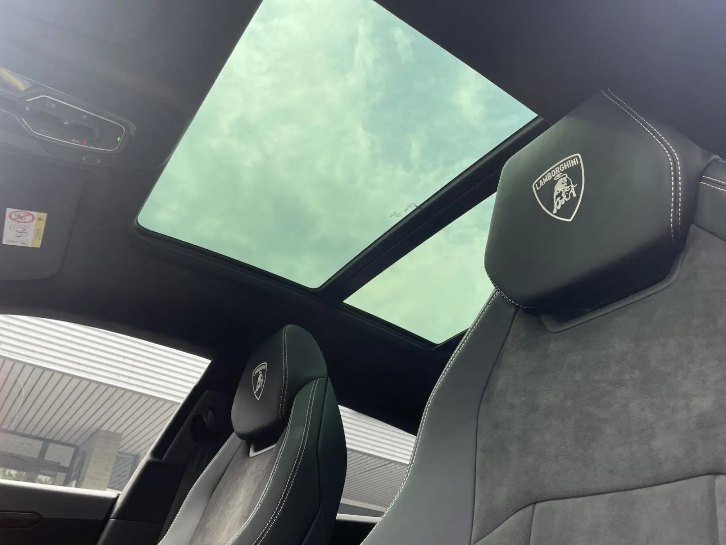 Urus S Grigio Keres Matt*3D*Pano*Dark Package*23