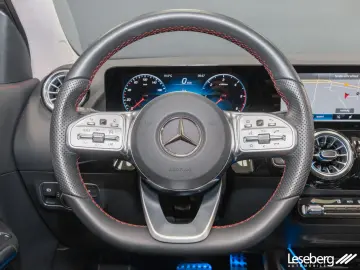 GLA 200 d 4M AMG LED / Pano / 360° / Keyless-GO