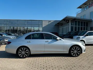 E 300 e Limousine AVANTGARDE Exterieur Navi SHD 