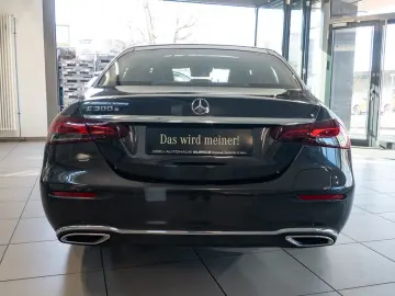 E 300 e Avantgarde,MBUX,Panorama,Distr+,Kamera