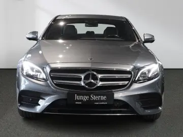 E 300 e AMG Distronic Multibeam Comand 360°-K.