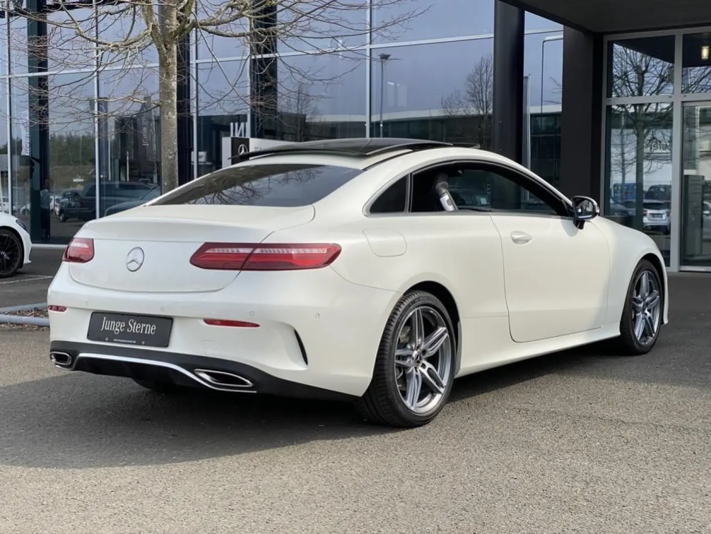 E 350 Coupé |AMG|NAVI|ILS|PANO|BURM|MBeam|KAM|LM
