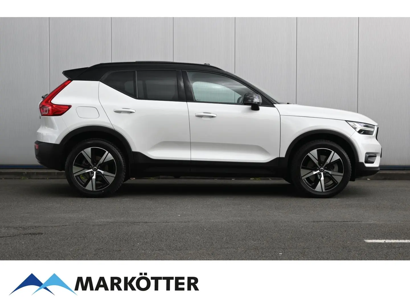 XC40 T4 Recharge R-Design/ACC/Keyl/S-Dach/Memory