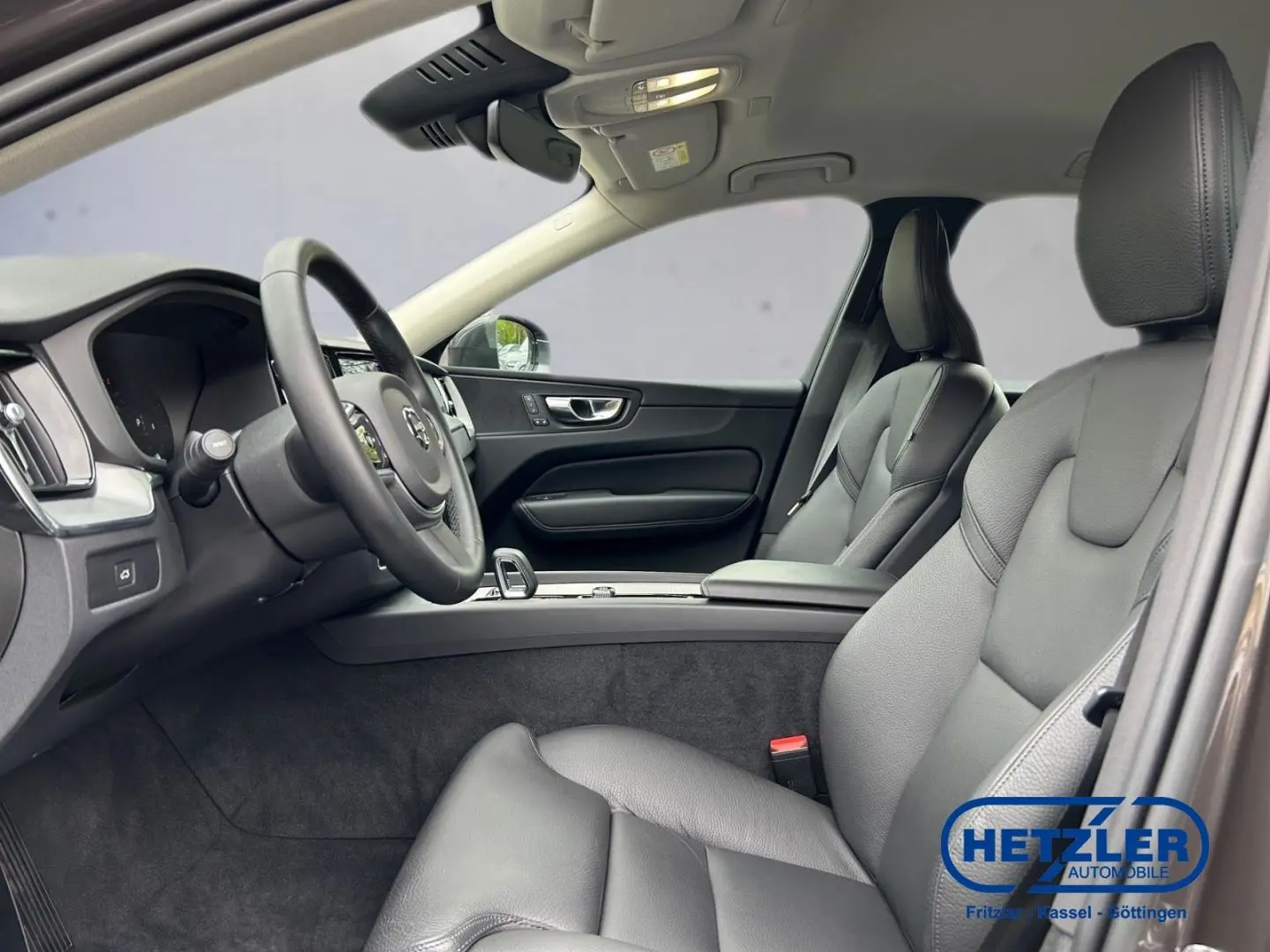 XC60 2WD Diesel EU6d B4 D Plus Bright AHK DAB SH