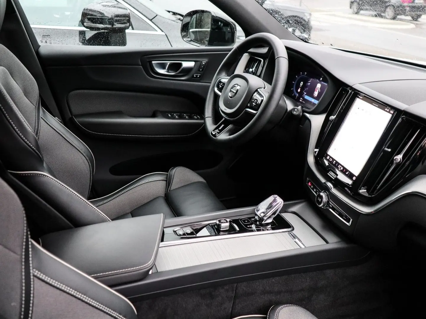 XC60 B4 (B) Plus Dark #Leder/Sitzh./PDC/RFK/Auto