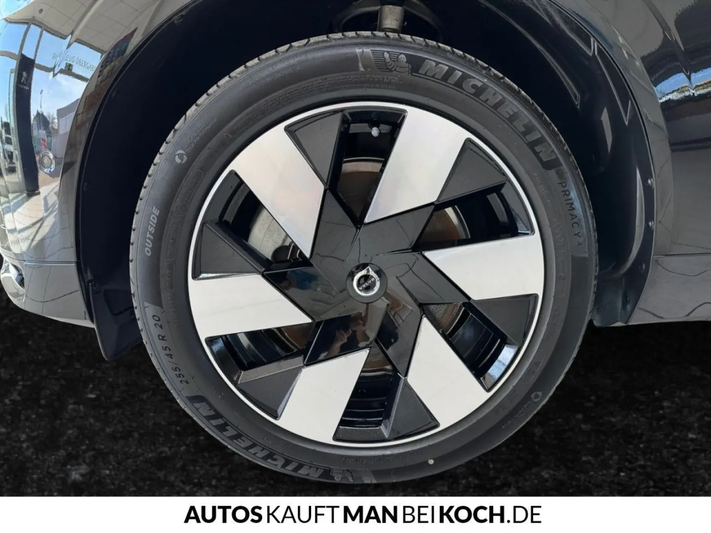 XC60 T8 Plug-In AWD Ultimate BLIS