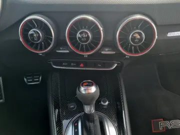 TT RS Coupe 2.5 TFSI quattro S tronic *Matrix*