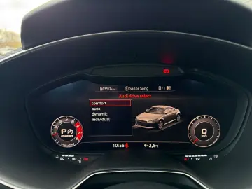 TT RS Coupe 2.5 TFSI quattro