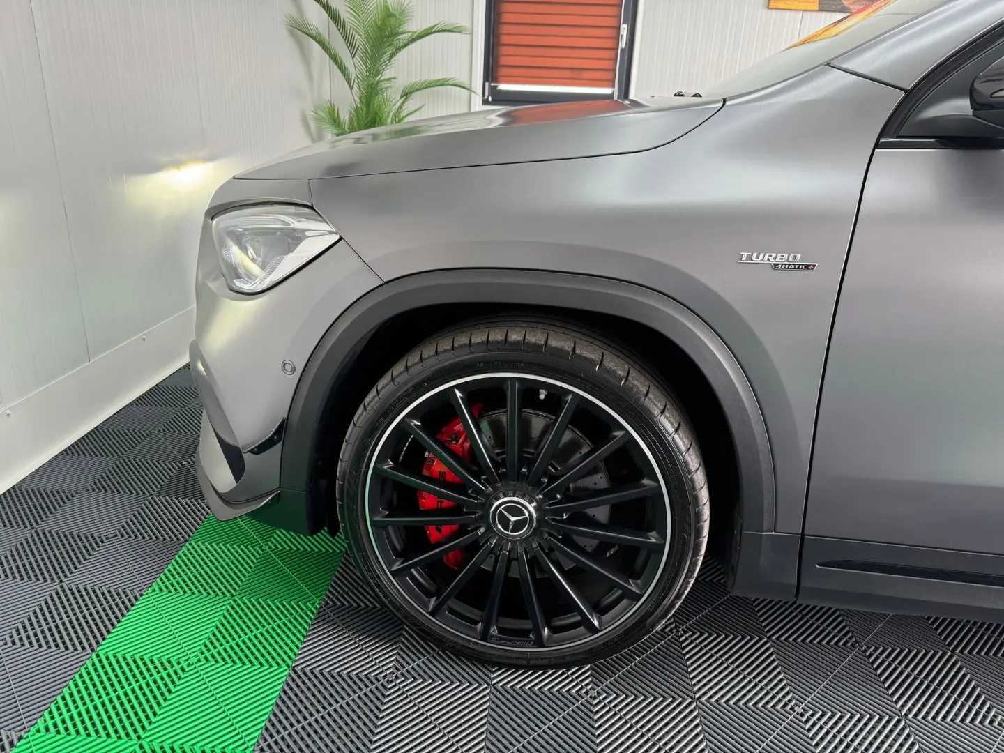 Mercedes-Benz GLA 45 AMG