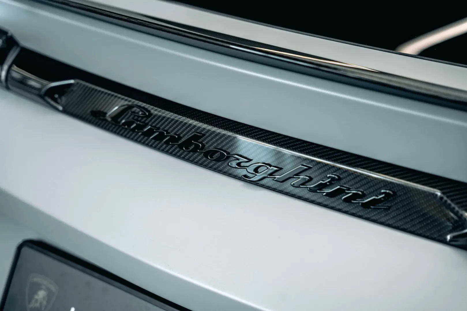 Urus S MY24 I Ad Personam Livery I FULL Carbon