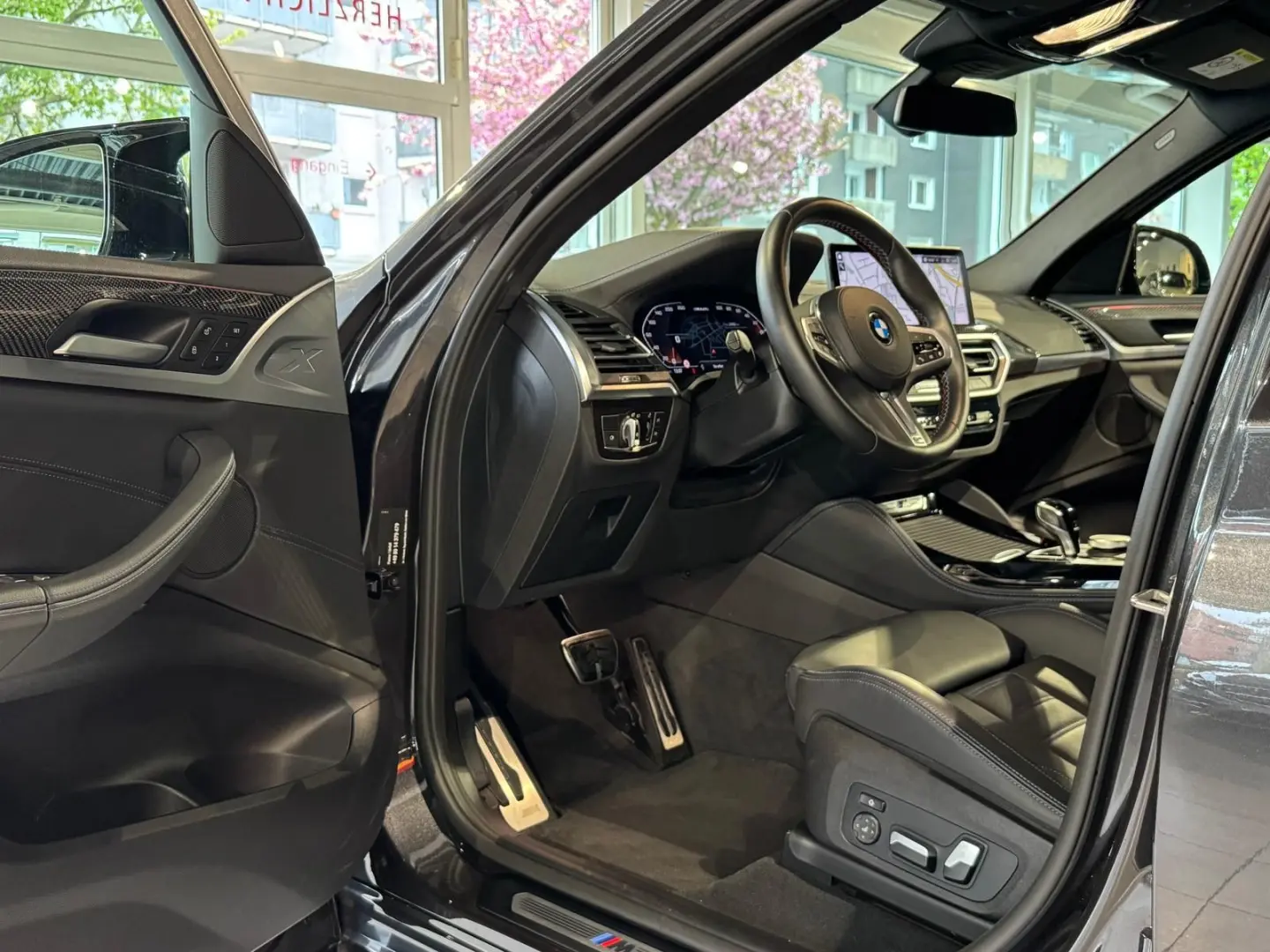X4 M40 i
