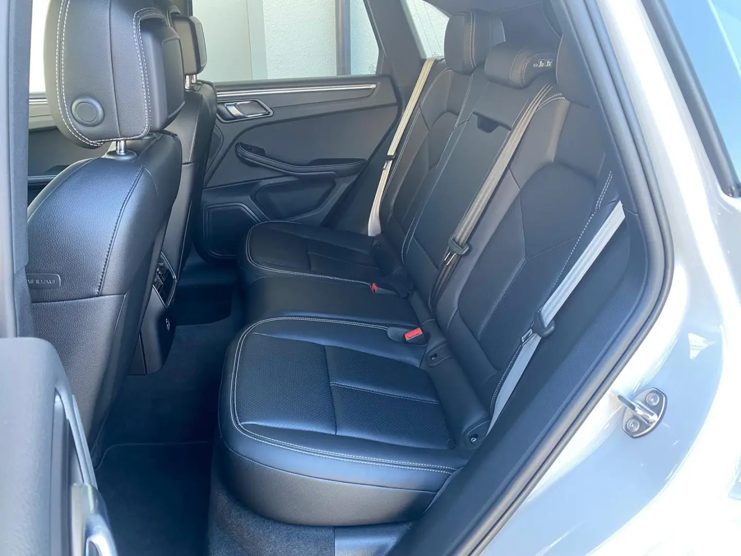 Macan CarPlay|SpurAssistent|KeyLes|PDLS|360°|21