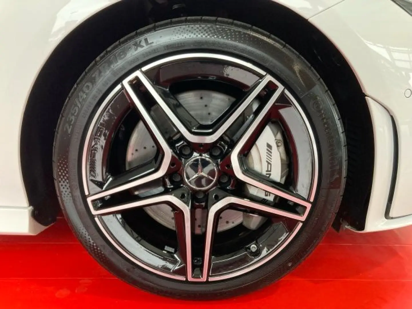 CLA 35 AMG 4M Coupé LED+MBUX-HIGH+KAM+SITZHEIZ.