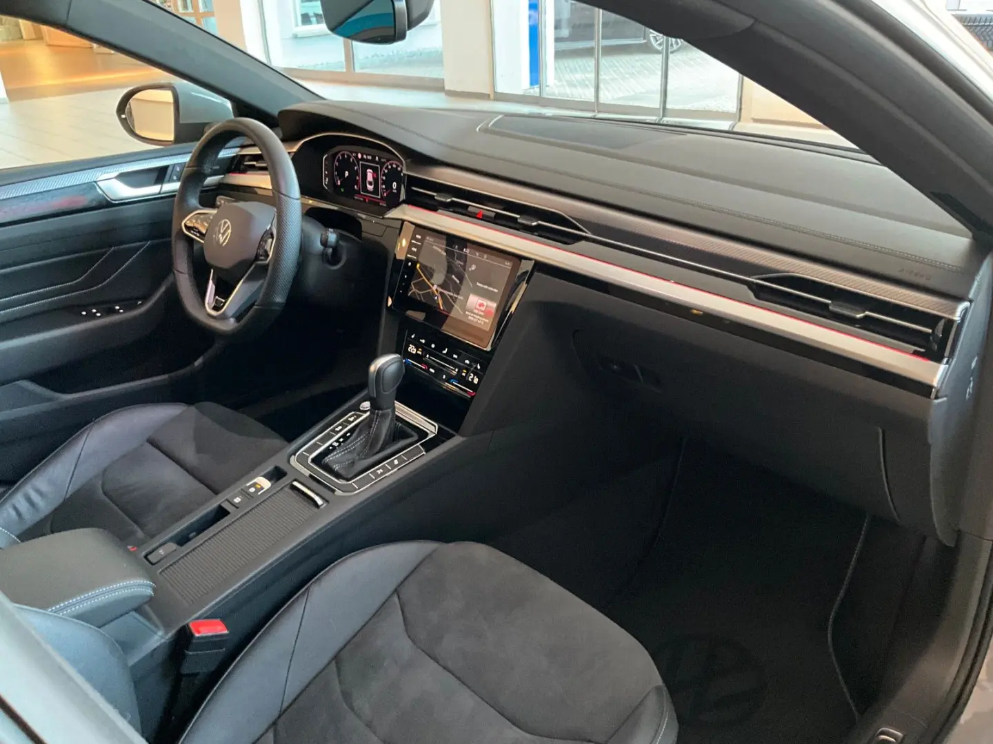 Arteon R-Line 4Motion, Pano, AHZV, Standhzg.