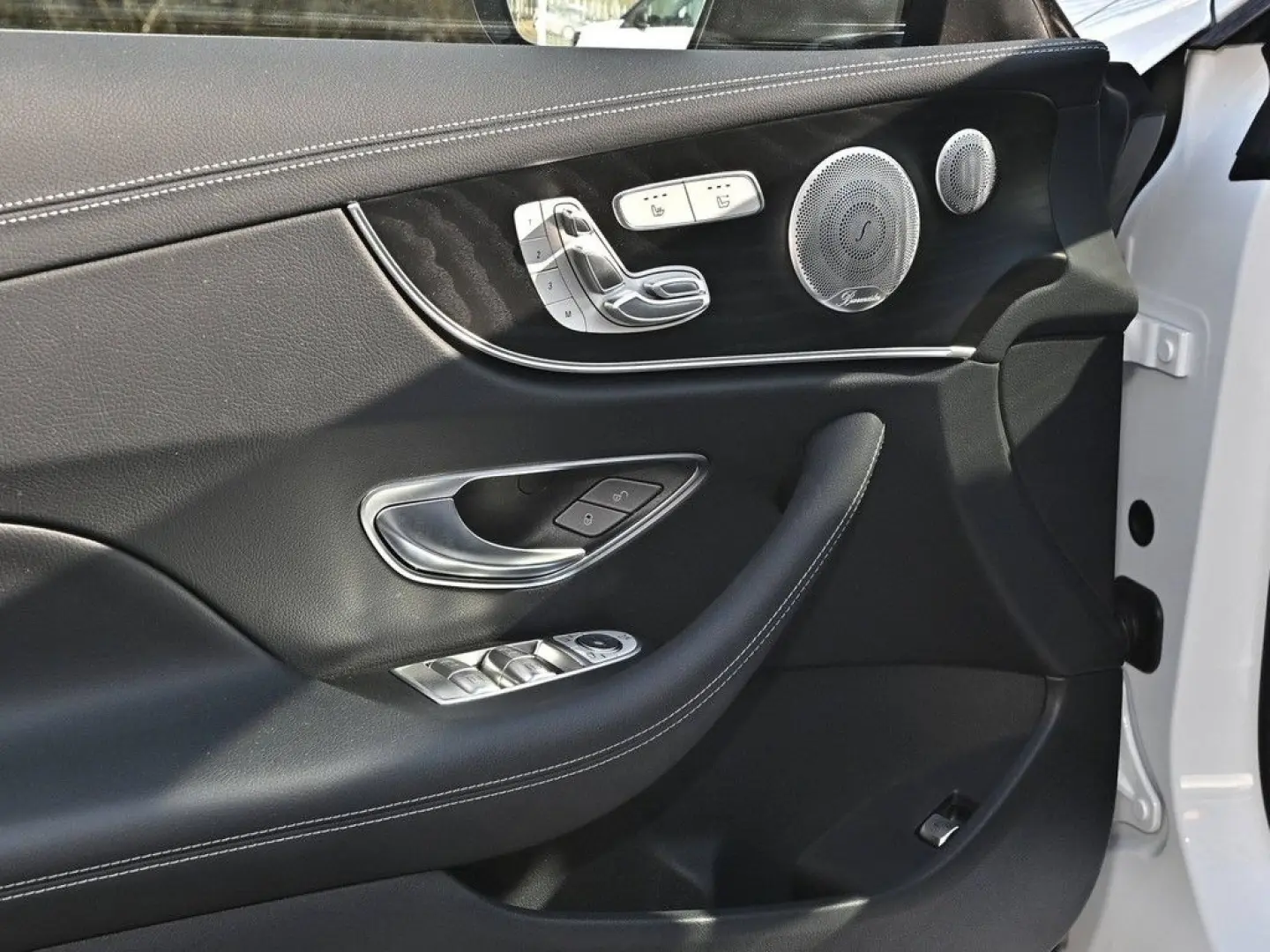 E 300 Coupé AMG Line Night Distr Pano Burm 360°