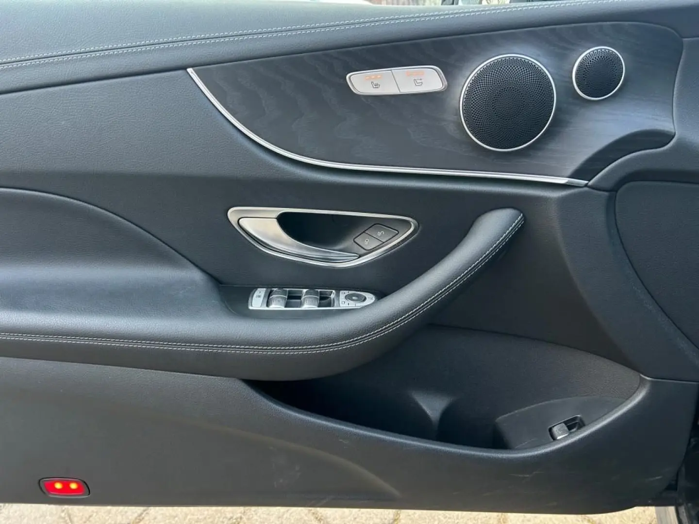 E 300 AMG+Leder+MuBeam+360°+WIDE+Airscarf