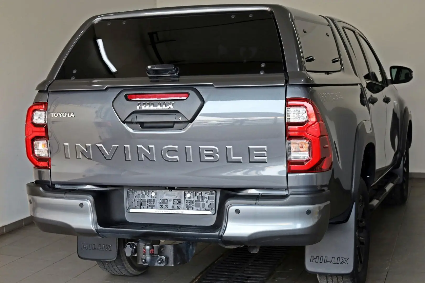 Hilux 2.8 D-4D Invincible, HardTop, 360*,JBL,AHK