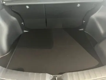 Corolla Cross Hybrid 2.0 Team D *LED*ACC*SHZ*CAM