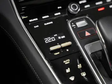 Panamera 4 E-Hybrid BOSE Soft-Close Sitzbelüftun