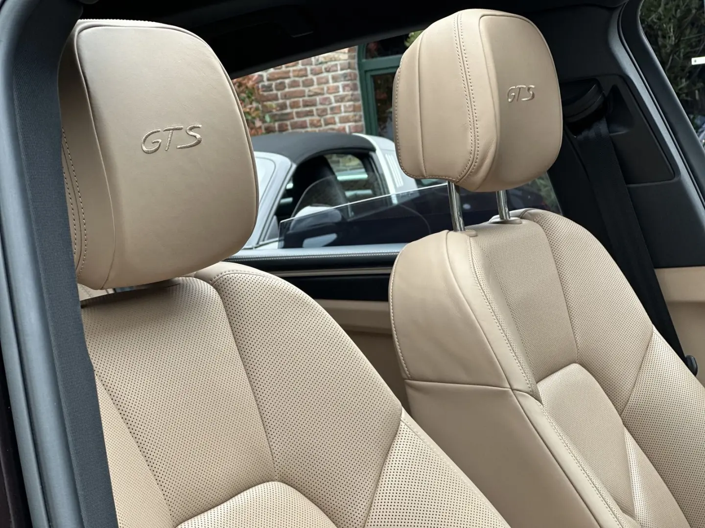 Macan GTS 21 EXCLUSIVE*PANORAM*LE*BOSE*SDHEIZUNG