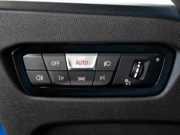 M240i xDrive|M ADAPTIV FAHRWERK|H&K|KEYLESS|NAVI