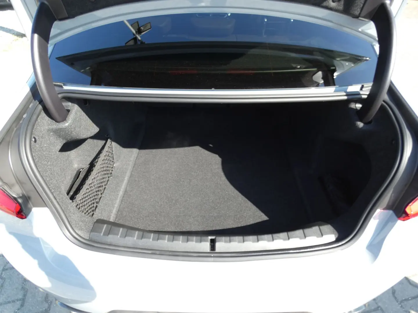M340i xDrive Limousine HK HiFi DAB LED GSD Shz