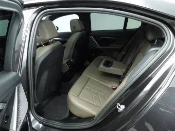 550 5 Serie Sedan 550e xDrive | M-Sportpakket |