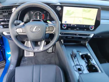 RX 500h F-SPORT Performance *Lexus Bonn*