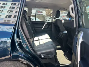 Land Cruiser 2,8 D-4D *Automatik*AHK*Leder*