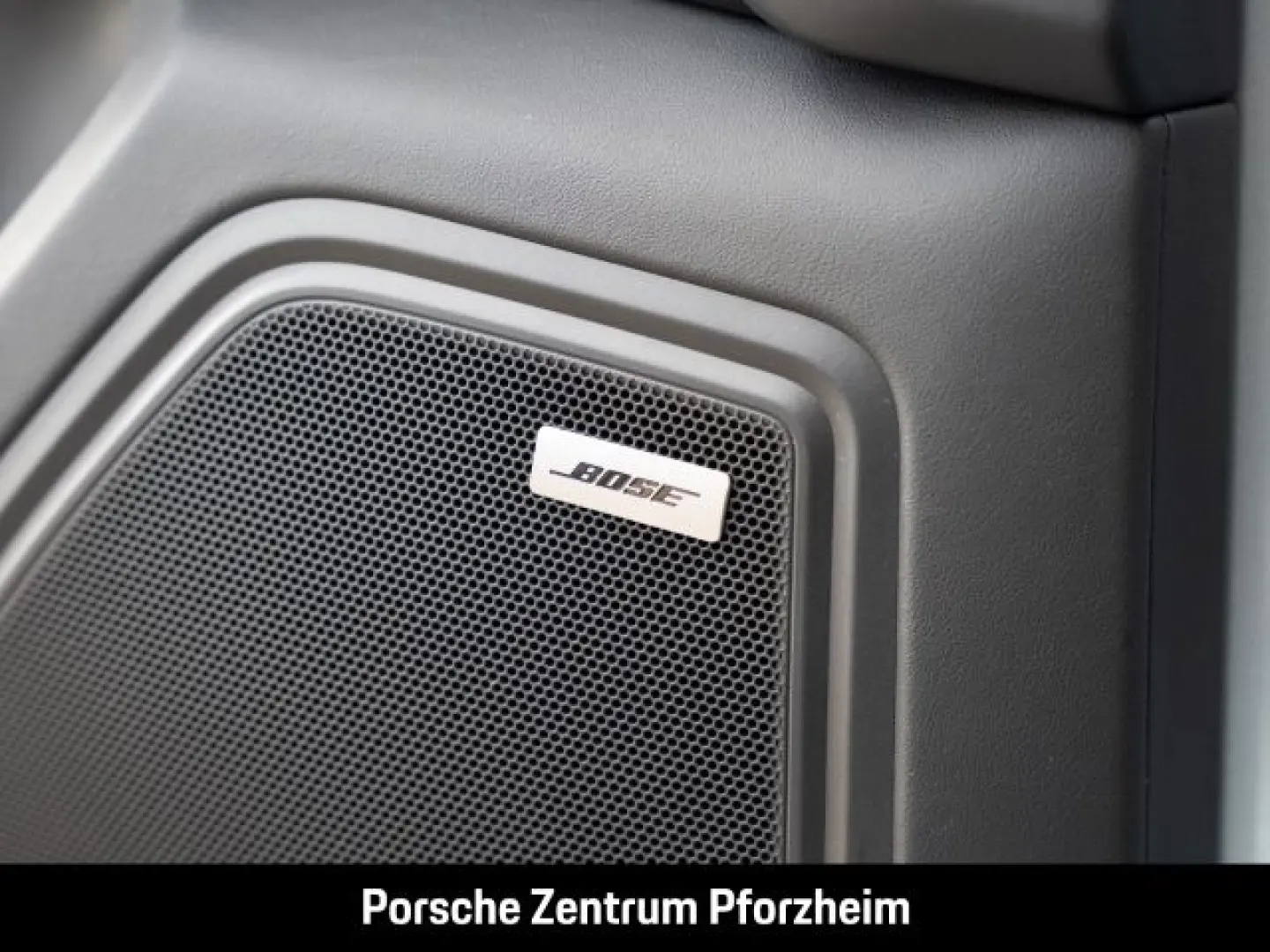 Macan Turbo BOSE Sportabgasanlage Luftfederung