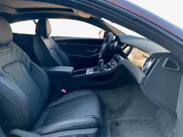 New Continental GT V8 Azure