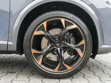CUPRA Formentor 2.0 TSI VZ 4Drive BEATS LEASING
