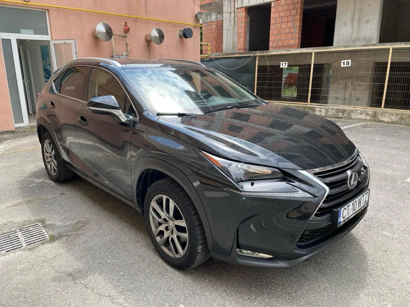 Lexus NX 300