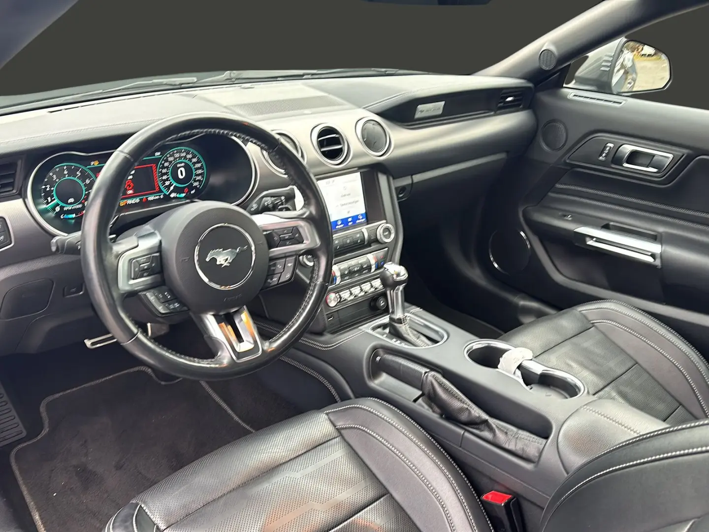 Mustang 5.0 Cabrio + MagneRide + B&O