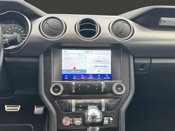 Mustang 5.0 Cabrio + MagneRide + B&O