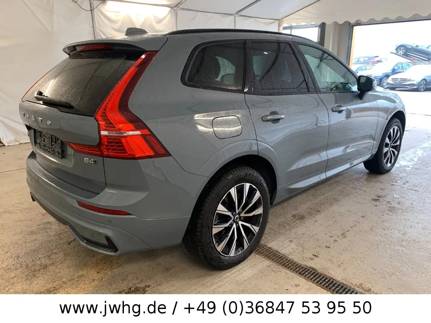 XC60 Plus Dark AWD LED 19