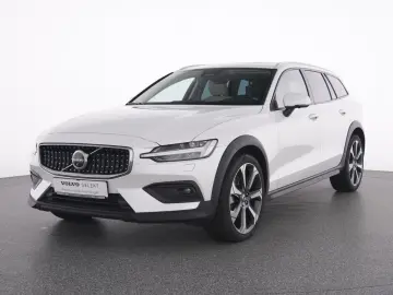 V60 Cross Country B4 +WINTER PAKET+STHZG+B&W+20