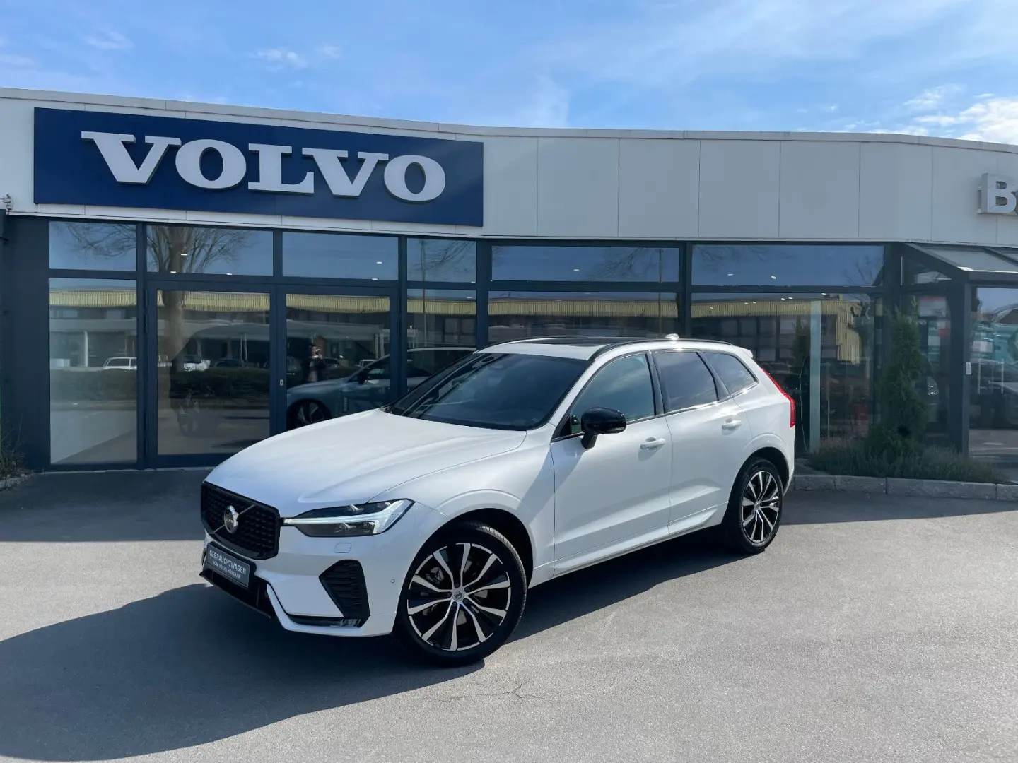 XC 60 B4 Plus Dark 2WD 20 Zoll ACC 360* H/K