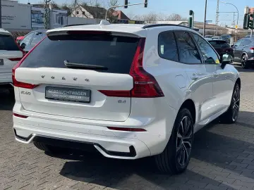XC 60 B4 Plus Dark 2WD 20 Zoll ACC 360* H/K