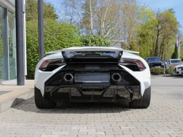 Huracán Tecnica / LIFT / STYLE PAKET / CARBON